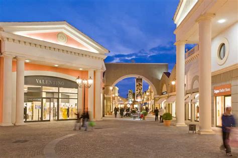 castel romano outlet